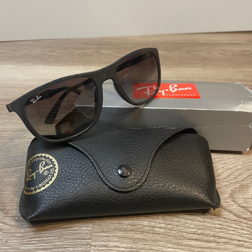 Ray-Ban RB4291 Classic Sunglasses